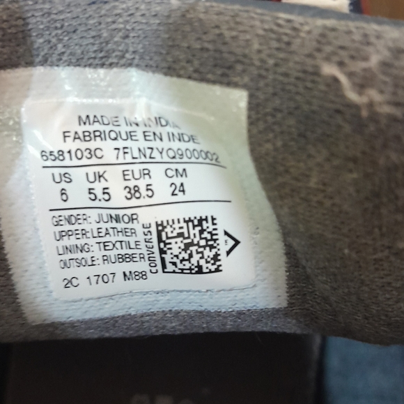 Converse All Star Chuck Taylor Leather Junior Size 6 Unisex Women's Size 8 Men 6 - Picture 7 of 7